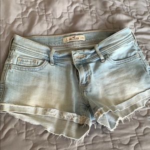 Hollister Low Rise Jean Shorts size 0
